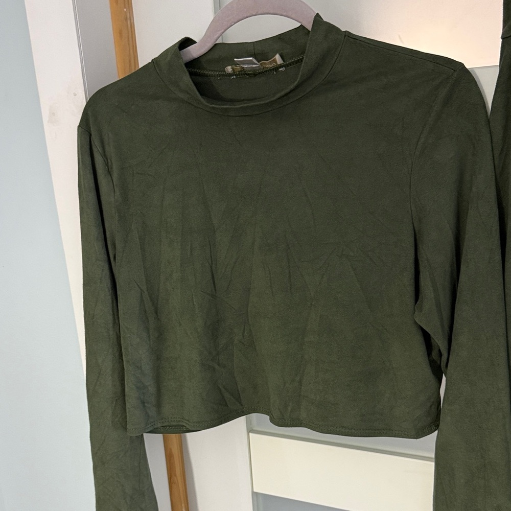 Nicki Minaj Olive Green Midi Skirt Set - Picture 3 of 10